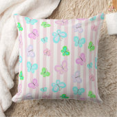 Coussin Papillons pastel quilty sur rayure rose blanc (Couverture)