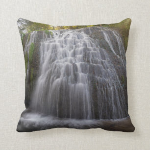 Coussin Parque Natural del Monasterio - cascade