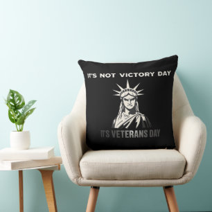 Coussin Pas de jour de la victoire – Conception de déclara
