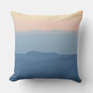 Coussin Paysage de montagne aux belles couleurs de Montsen