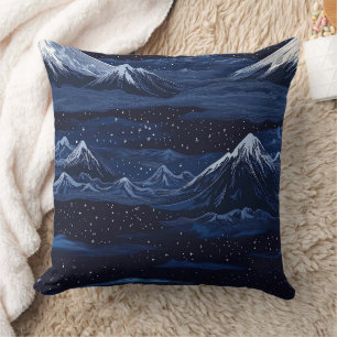 Coussin Paysage étoilé de montagne enneigée de la marine