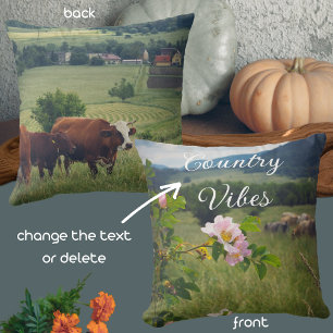 Coussin Paysage rural paisible avec roses sauvages