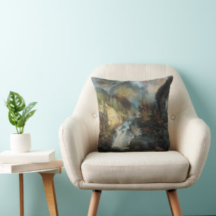 Coussin Paysage vintage cascade dans les montagnes par Mor