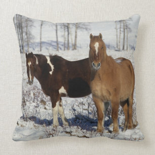 Coussin Peignez les chevaux dans la neige