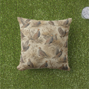 Coussin Perdrix grise — Art faunique des hautes terres d'a