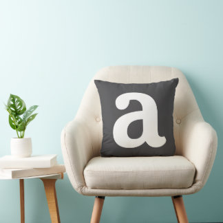Coussin Personalized Name Initial Stylish Modern Minimal 