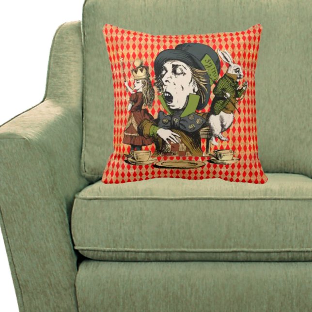 Coussin Personnages vintages de Wonderland (Créateur téléchargé)