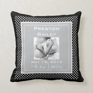 Coussin Personnalisez le faire-part de naissance de crèche