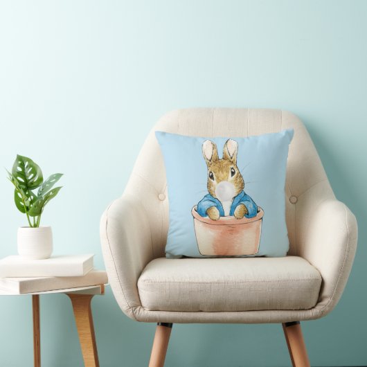 Coussin Peter le lapin en pot blanc Bubble gomme (Chaise)