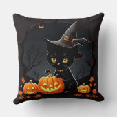 Coussin Petit chat noir dans un chapeau de sorcière parmi (Verso)