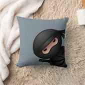Coussin Petit guerrier de Ninja sur Grey (Couverture)