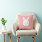 Coussin Petit lapin rosé mignon lapin avec nom personnalis (Chaise)