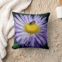 Petite Abeille Sur Fleur Aster Violet