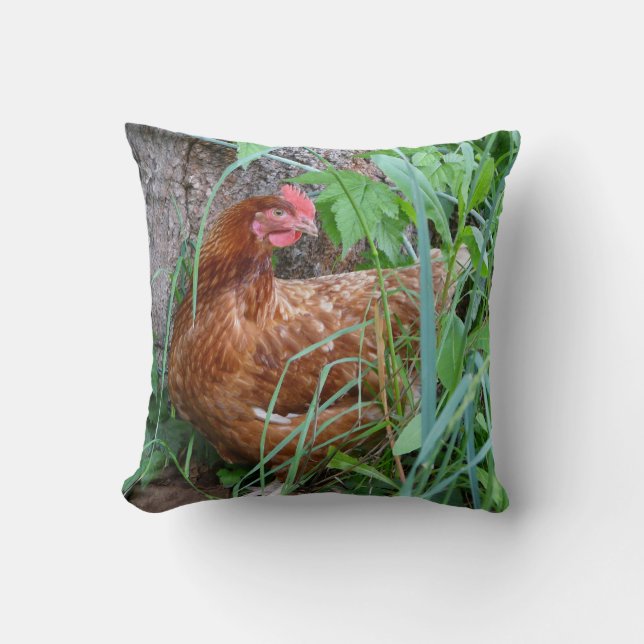 Coussin Petite poule rouge dans l'herbe (Recto)