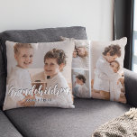 Coussin Petits-enfants Customisés Photo Collage<br><div class="desc">Ce petit-enfant moderne, collage photo double face scatter coussin est le cadeau parfait pour votre grand-mère ou grand-père, avec 4 de vos photos préférées, texte modèle petits-enfants dans une police de script amusante, puis personnalisez avec vos noms. Fantastique comme noël, anniversaire ou tout autre souvenir d'occasion, peut être changé à...</div>
