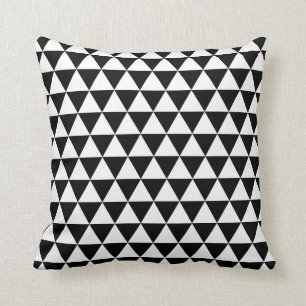 Coussin Petits triangles noirs et blancs