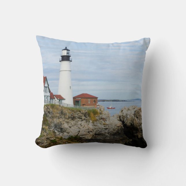 Coussin Phare de Portland Headlight sur une côte rocheuse (Recto)