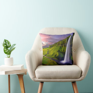 Coussin Photo de cascade islandaise verte et naturelle