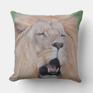 Coussin photo de la faune du lion hurlant du gros chat