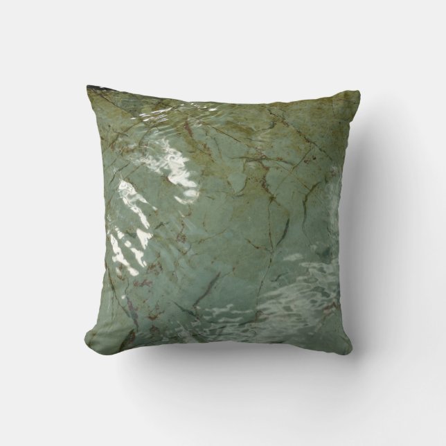 Coussin Photo de la nature de dalles rocheuses couvertes d (Recto)