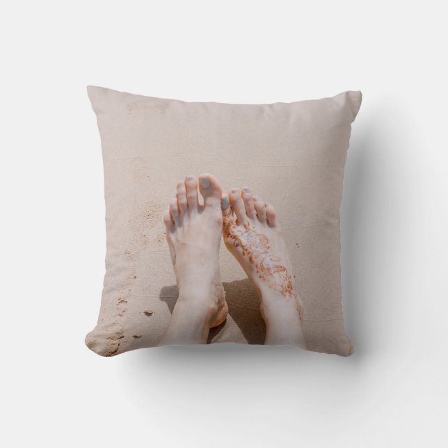 Coussin Photographie de focalisation sélective des pieds a (Recto)