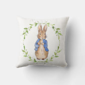 Coussin Pierre le lapin avec une couronne de feuilles (Verso)