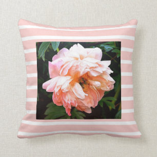 Coussin Pierres de printemps romantiques sur les rayures d