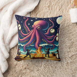 Coussin Pieuvre bat la mesure au feu de camp sur la plage