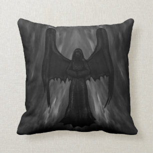 Coussin pilow gothique foncé d'ange