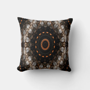 Coussin Pinecone Roulette....