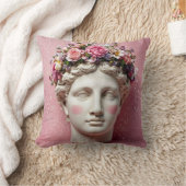 Coussin Pink Ancient Greek Woman Pillow. (Couverture)
