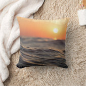 Coussin Plan d'eau pendant l'heure dorée (Couverture)