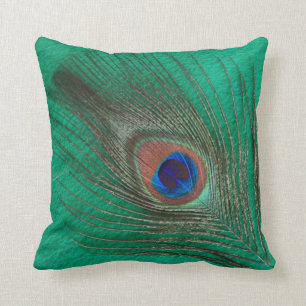 Coussin Plume de paon sur le vert