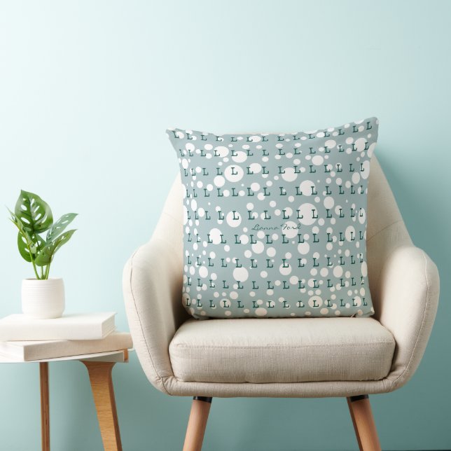 Coussin pois et initiales motif feu turquoise (Chaise)