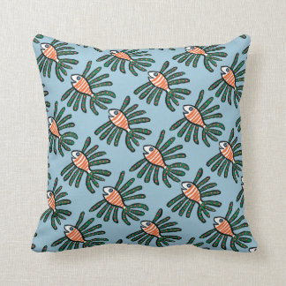 Coussin Poissons jumeaux verts et oranges d'aileron