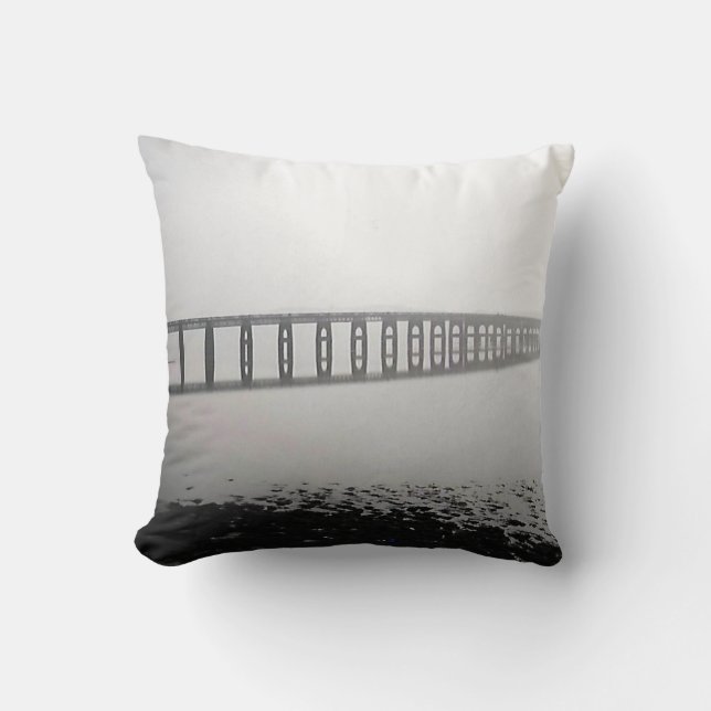 Coussin Pont vers nulle part (Recto)