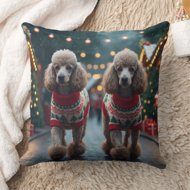 Coussin Poodle Dogs Christmas Snow Holiday  (Couverture)