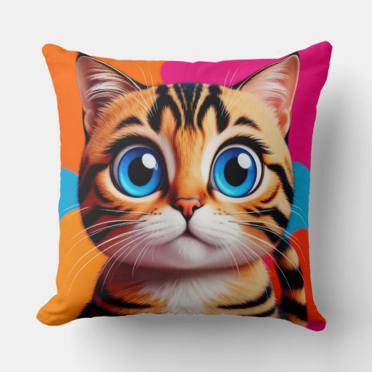 Coussin Portrait de chaton tabby mignon avec de grands yeu (Recto)