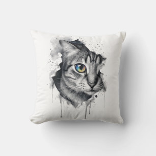 Coussin Portrait d'un chat tigré à l'encre avec un œil arc