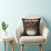 Coussin Potion Maker Witchy Comic Tee (Chaise)