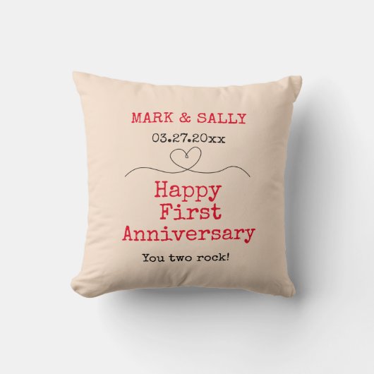 Coussin Premier anniversaire Gift Couple Nom Date Keepsaké (Recto)