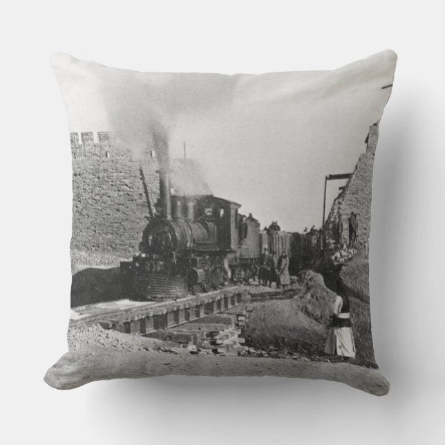 Coussin Premier train passant par le mur de Pékin, ch (Recto)