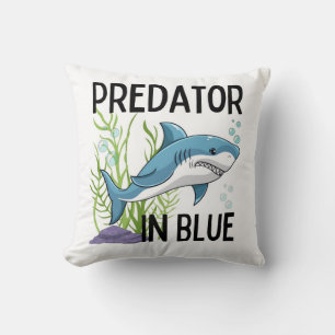 Coussin prétateur en bleu, requin, style dessin animé