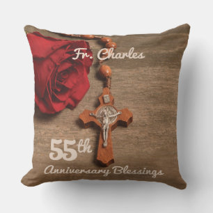 Coussin Prêtre 55ème anniversaire de l'Ordination Rose et