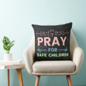 Coussin Priez pour les enfants en sécurité (Chaise)