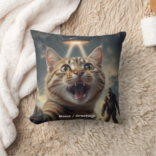 Coussin Prise de Selfie Chat avec OVNI et Bigfoot Drôle ca