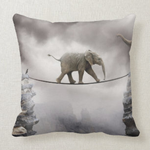 Coussin Promenades d'éléphant de bébé Tightrope