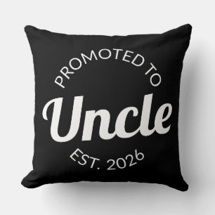 Coussin Promu À Oncle Est. 2026 I