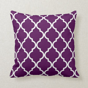 Coussin Prune classique et blanc de motif de Quatrefoil