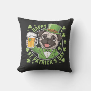 Coussin Pug amusant de la Saint-Patrick avec chope de bièr